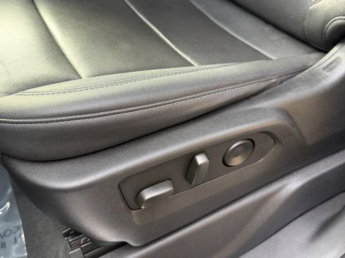 Used 2023 Chevrolet Silverado 1500 LTZ image 15