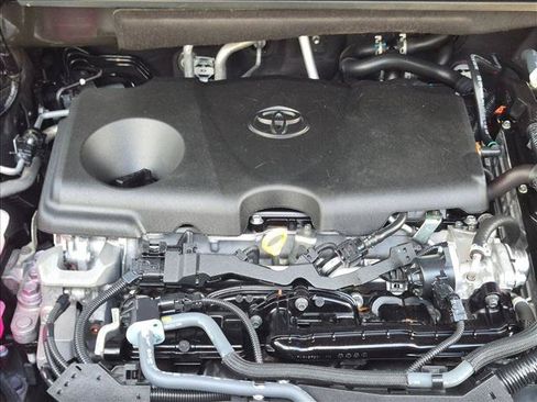 Used 2024 Toyota Highlander Platinum FWD image 23