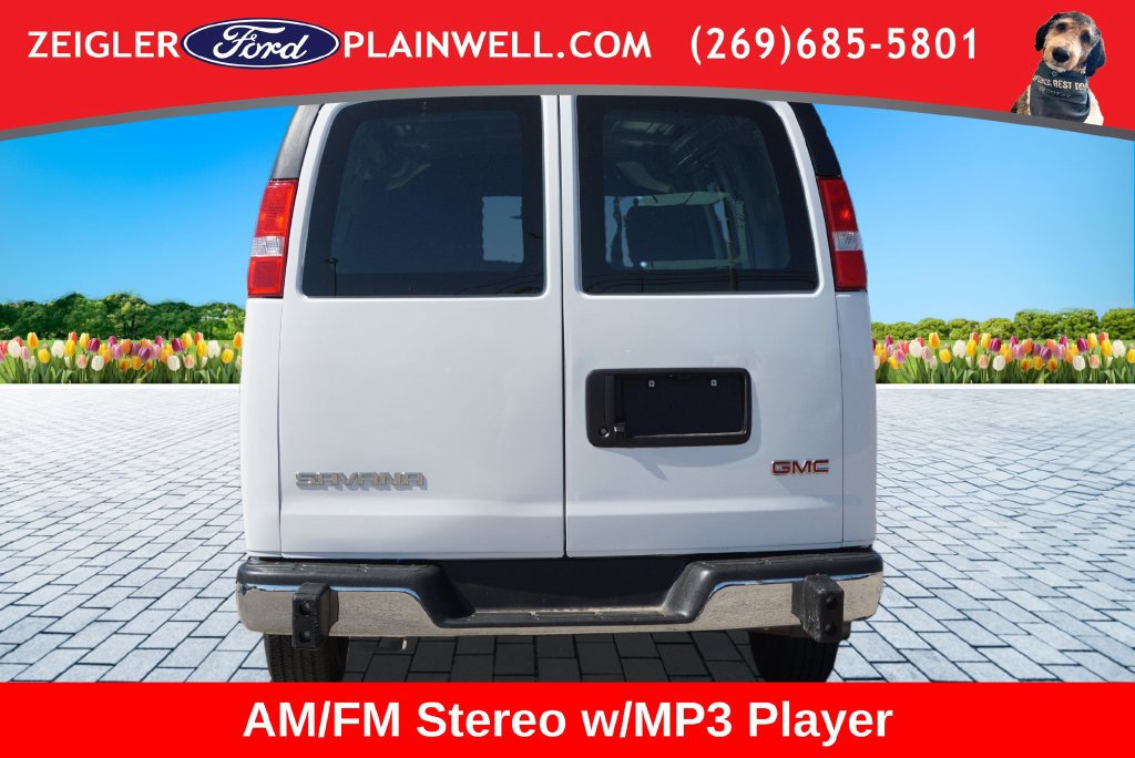 Used 2024 GMC Savana 2500 w/ Driver Convenience Package RWD image 4