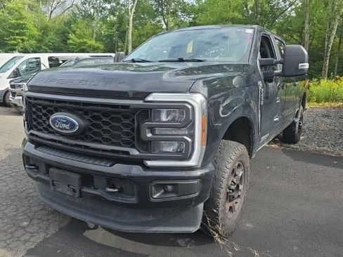 Used 2023 Ford F250 XL w/ STX Appearance Package AWD/4WD image 1