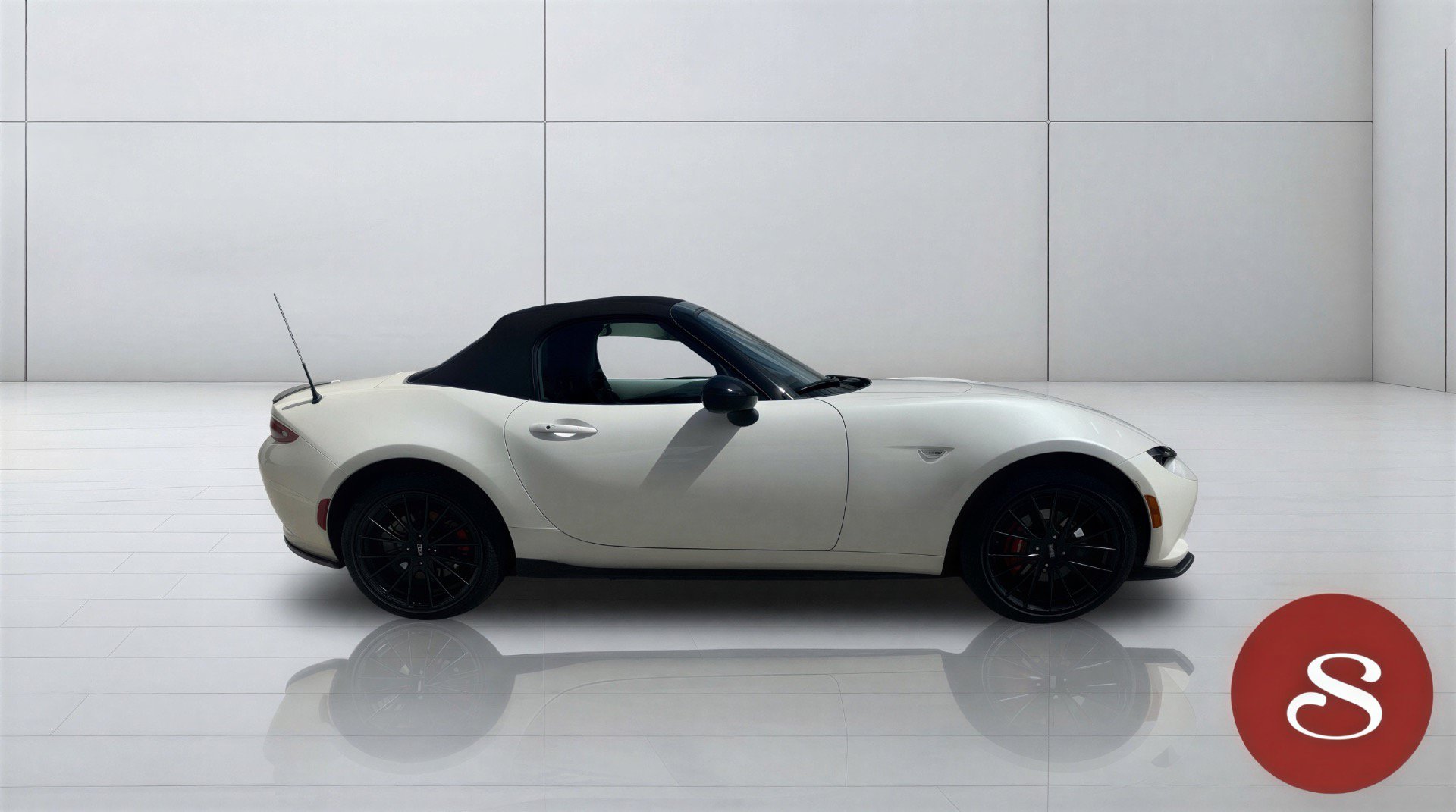 Used 2023 MAZDA MX-5 Miata Club w/ Brembo/BBS Recaro Package RWD image 9