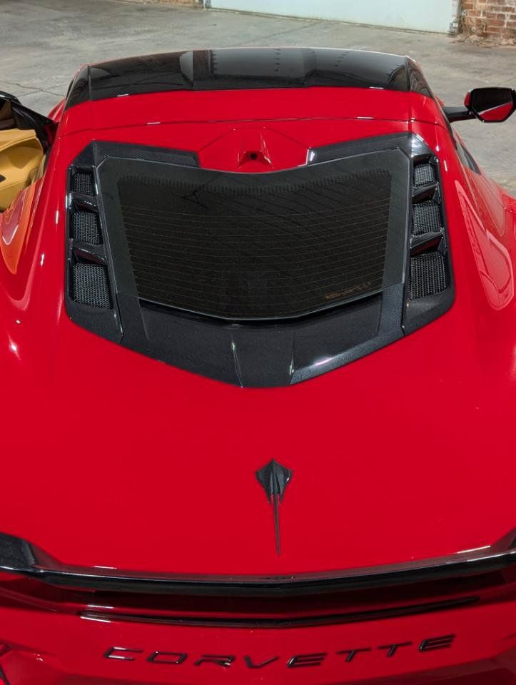Used 2022 Chevrolet Corvette Stingray Premium Cpe w/ Z51 Performance Package RWD image 32