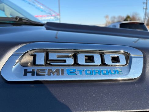 Used 2022 RAM 1500 Laramie image 12