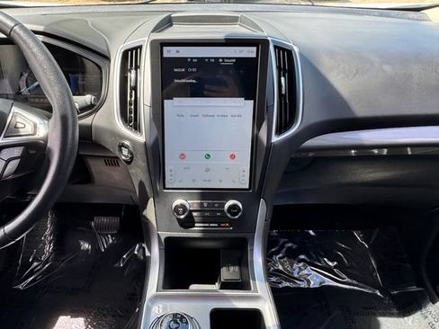 Certified 2024 Ford Edge SEL AWD/4WD image 2