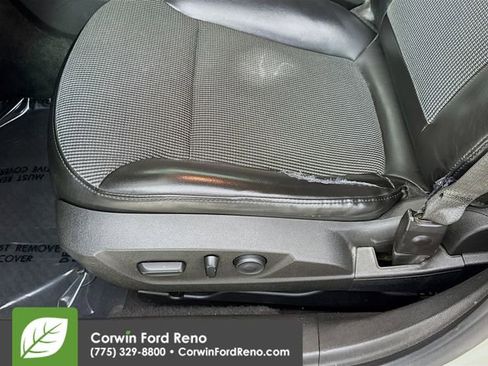 Used 2013 Chevrolet Malibu LT image 17