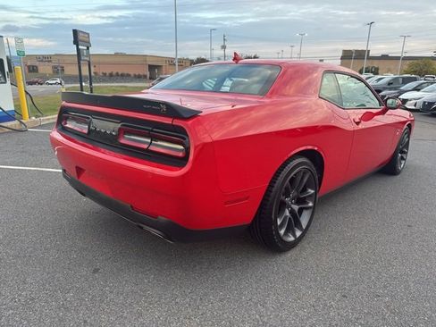 Used 2022 Dodge Challenger R/T Scat Pack w/ Plus Package image 5