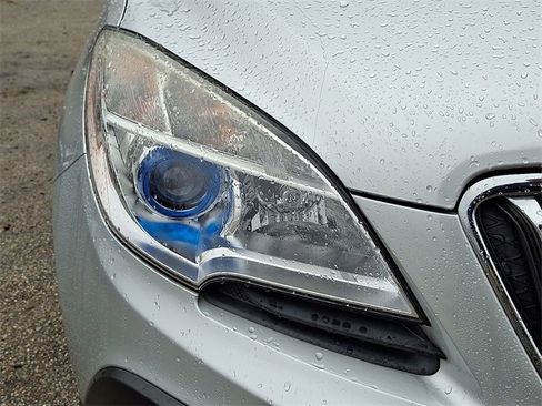 Used 2016 Buick Encore FWD image 9