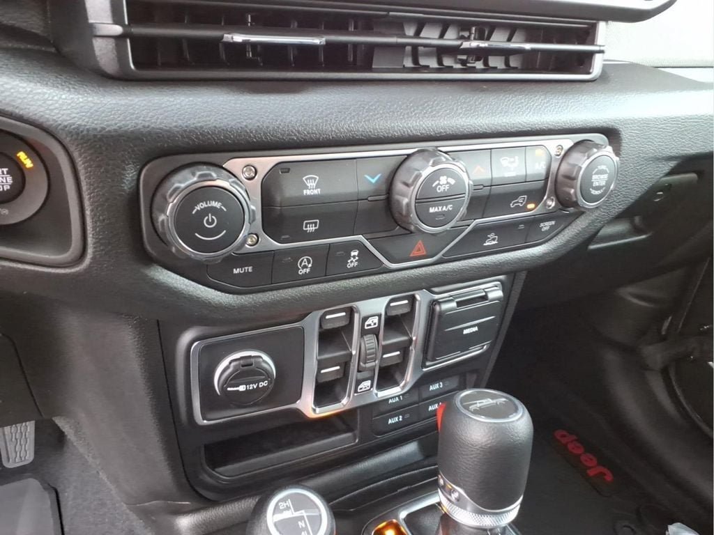 New 2026 Jeep Gladiator Sport AWD/4WD image 22
