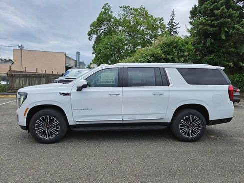 New 2026 GMC Yukon XL Elevation w/ Elevation Premium Package AWD/4WD image 2