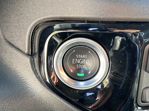 Used 2025 Chevrolet Silverado 1500 RST image 31