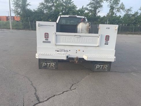 Used 2022 Ford F550 4x4 Crew Cab Super Duty image 4