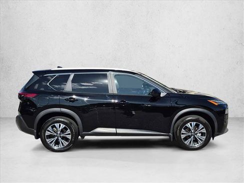 Used 2023 Nissan Rogue SV w/ SV Premium Package AWD/4WD image 4