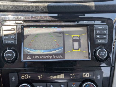 Used 2018 Nissan Rogue Sport SL w/ SL Premium Package FWD image 29