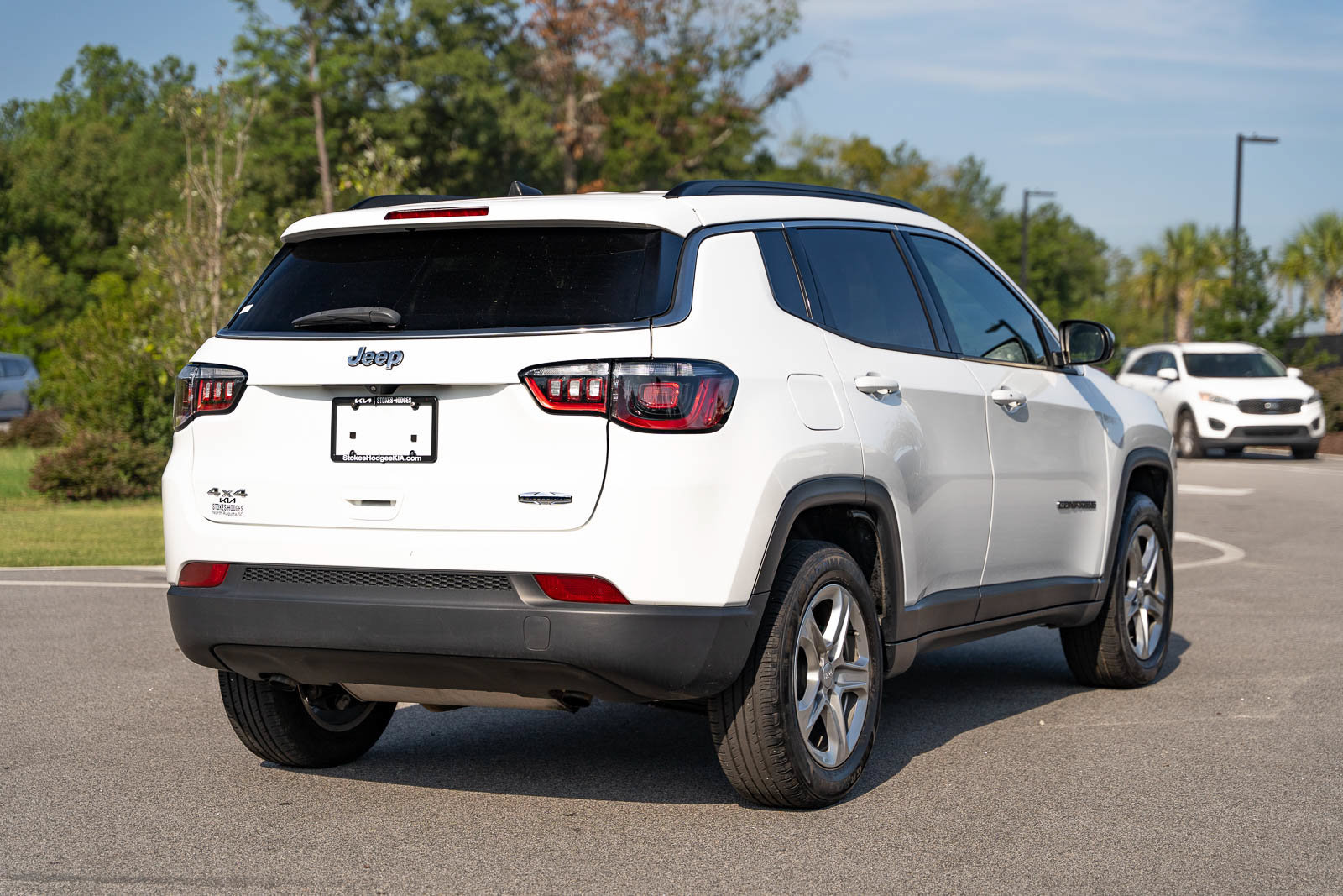 Used 2024 Jeep Compass Latitude AWD/4WD image 7