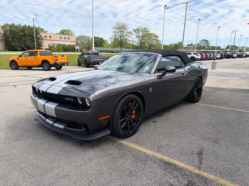 Used 2023 Dodge Challenger SRT Hellcat RWD image 29