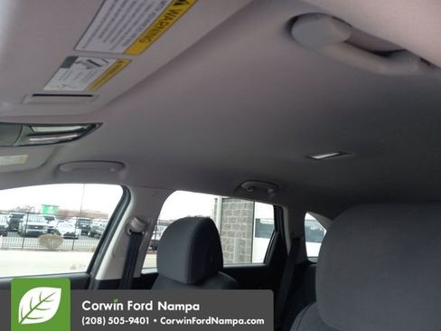 Used 2017 Kia Sorento LX w/ LX Convenience Package image 23