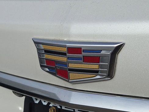 Used 2018 Cadillac XT5 Luxury w/ Driver Awareness Package image 27