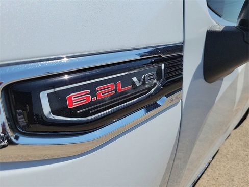 New 2026 GMC Sierra 1500 Denali image 9