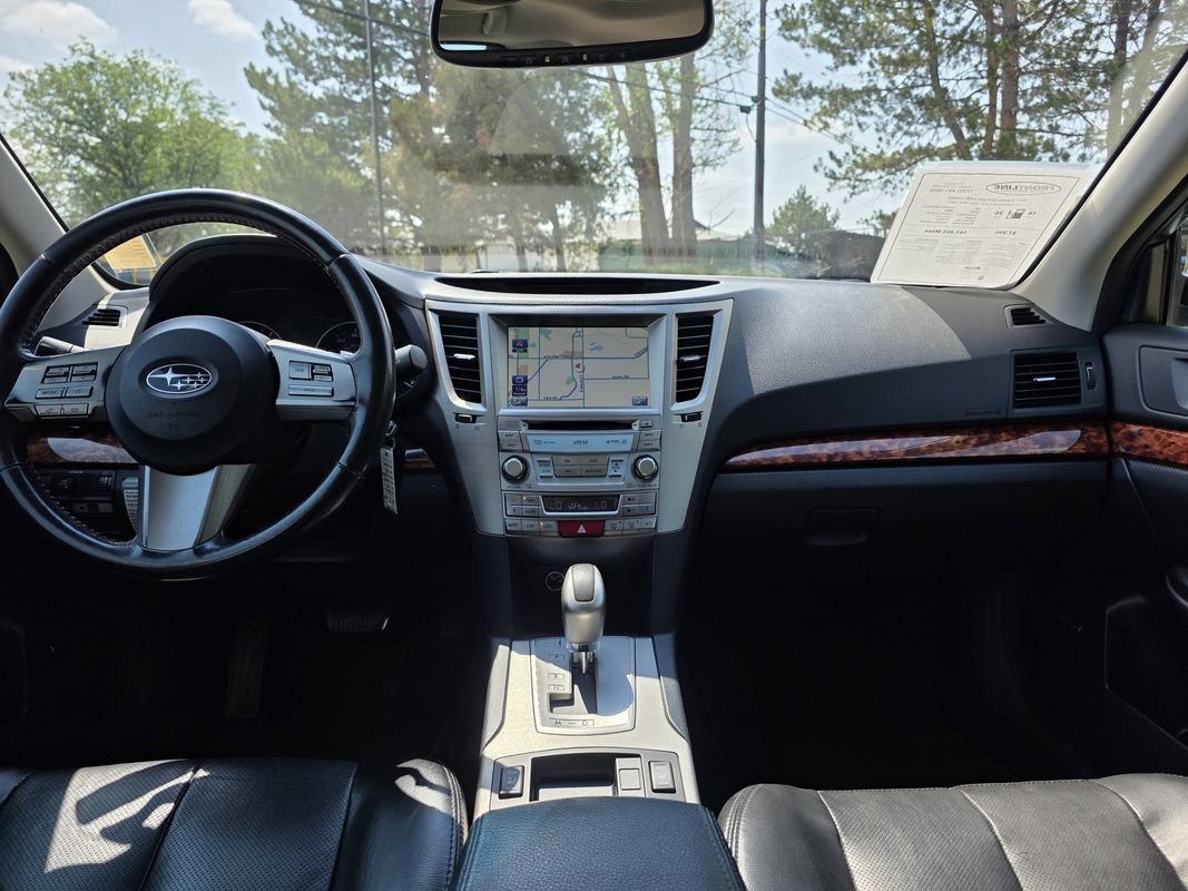 Used 2011 Subaru Outback 3.6R Limited AWD/4WD image 30