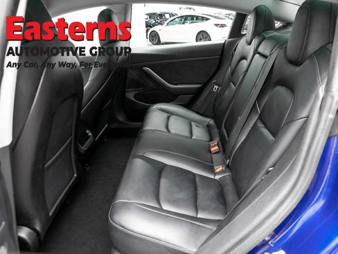 Used 2020 Tesla Model 3 Standard Range RWD image 16