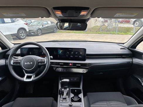 Used 2025 Kia K5 LXS image 32