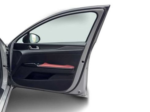 Used 2022 Kia K5 GT-Line w/ GT-Line FWD Premium Package image 9