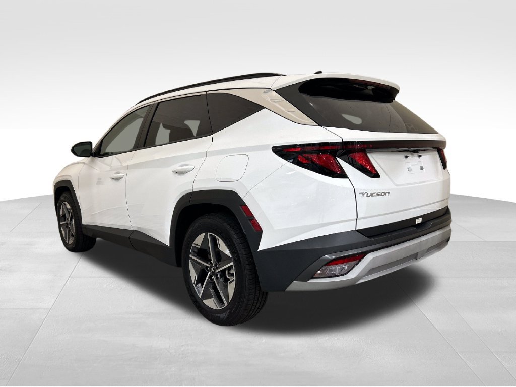 Used 2025 Hyundai Tucson SEL FWD image 3