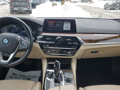 Used 2018 BMW 530i xDrive image 23