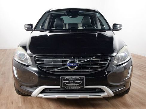 Used 2017 Volvo XC60 T6 Dynamic w/ Advanced Package AWD/4WD image 2