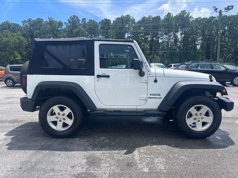 Used 2012 Jeep Wrangler Sport AWD/4WD image 8
