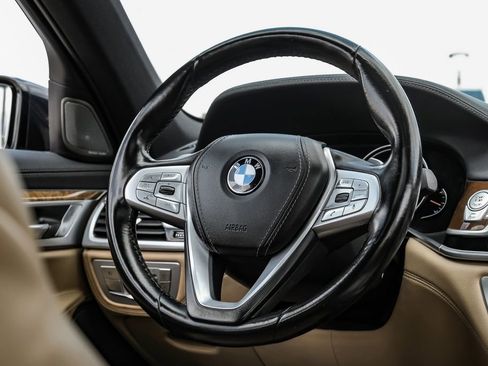 Used 2019 BMW 750i xDrive w/ M Sport Package AWD/4WD image 14