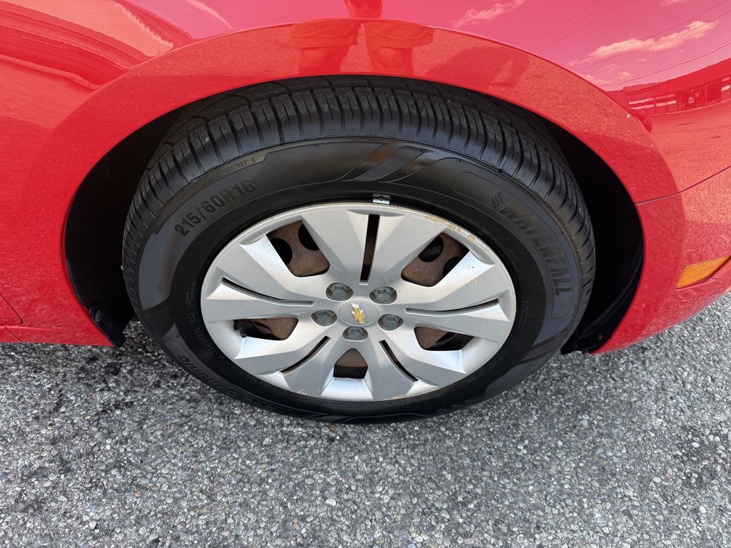 Used 2016 Chevrolet Cruze LS FWD image 7