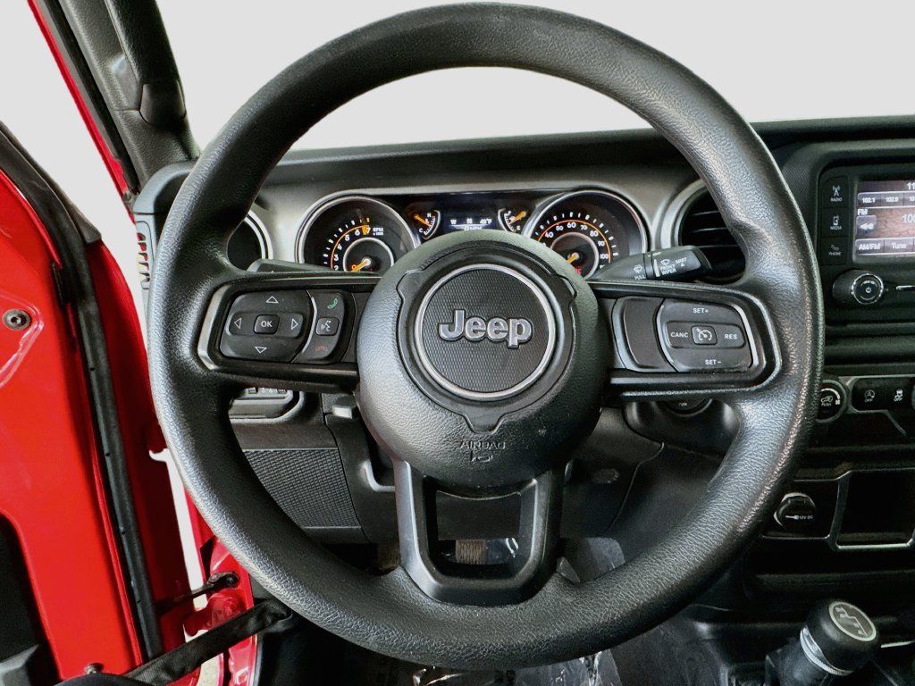 Used 2021 Jeep Gladiator Sport w/ Trailer Tow Package AWD/4WD image 11