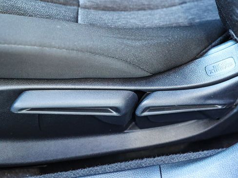 Used 2025 Honda Accord LX image 26