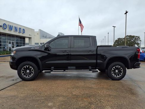 Used 2024 Chevrolet Silverado 1500 ZR2 image 3