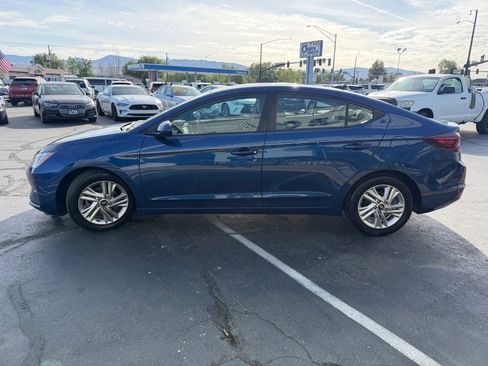 Used 2019 Hyundai Elantra Value Edition w/ Cargo Package FWD image 4