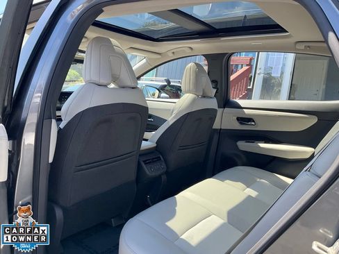 Used 2023 Nissan Ariya FWD image 32
