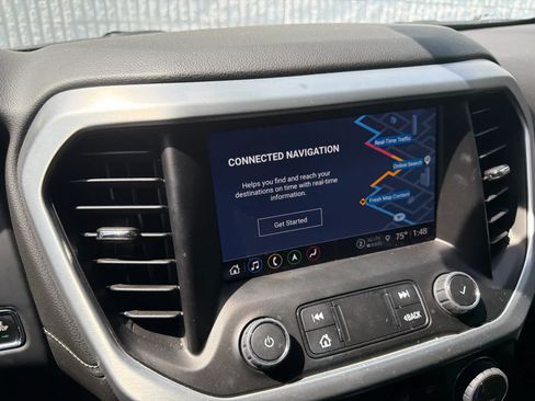 Used 2023 GMC Acadia SLT w/ Preferred Package AWD/4WD image 9