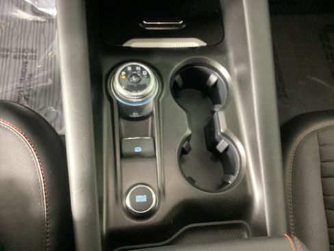 Used 2025 Ford Explorer ST-Line AWD/4WD image 29