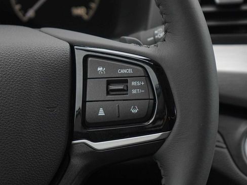 Certified 2026 Honda Odyssey EX-L image 18