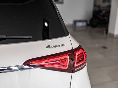 Used 2022 Mercedes-Benz GLE 450 4MATIC w/ Revised AMG Line Exterior image 16