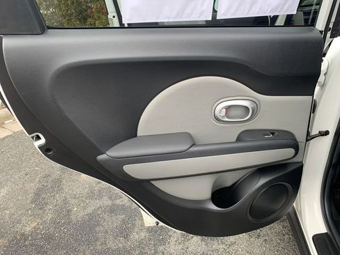 Used 2019 Kia Soul image 15