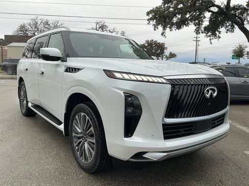 New 2026 INFINITI QX80 Luxe w/ Cargo Package image 3