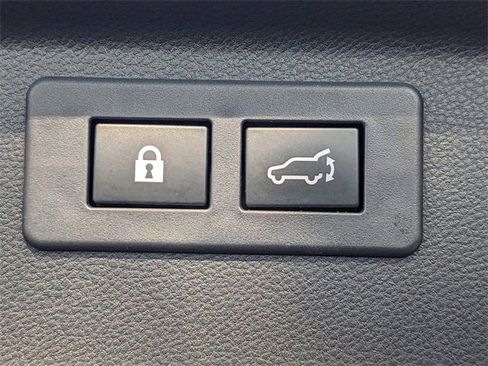 Used 2023 Subaru Forester Sport image 29