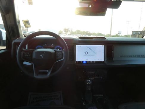 New 2026 Ford Bronco Outer Banks AWD/4WD image 16