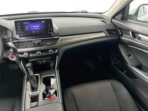 Used 2018 Honda Accord LX image 25