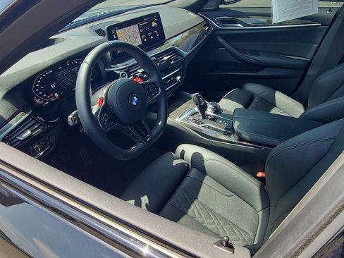 Used 2023 BMW 530e w/ M Sport Package RWD image 10