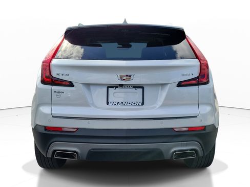 Used 2023 Cadillac XT4 Premium Luxury w/ Enhanced Visibility Package FWD image 6