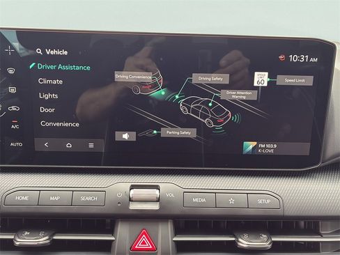 New 2025 Kia K4 GT-Line image 21