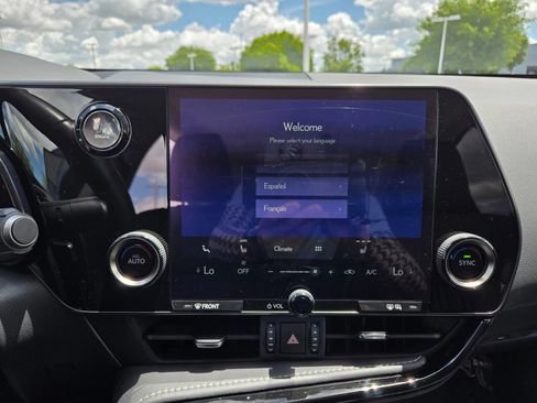 Used 2024 Lexus NX 250 FWD image 12